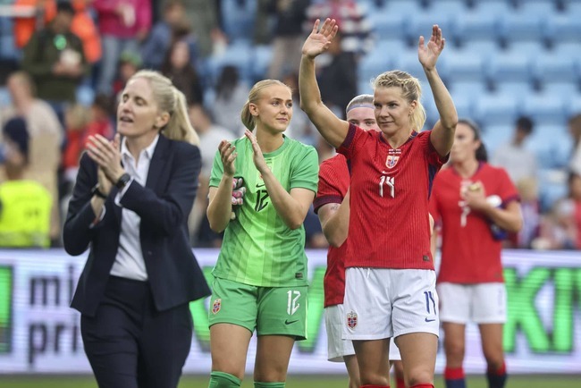 Góc chuyên gia soi kèo Nữ Na Uy vs Iceland Nữ, 2h00 ngày 11/07 2 Màn thư hùng kịch tính nữ Na Uy vs Iceland nữ