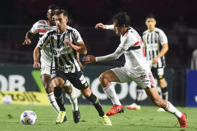 Góc chuyên gia soi kèo Sao Paulo vs Vitoria Salvador BA, 04h30 ngày 10/08 2 Màn thư hùng kịch tính Sao Paulo vs Vitoria Salvador BA